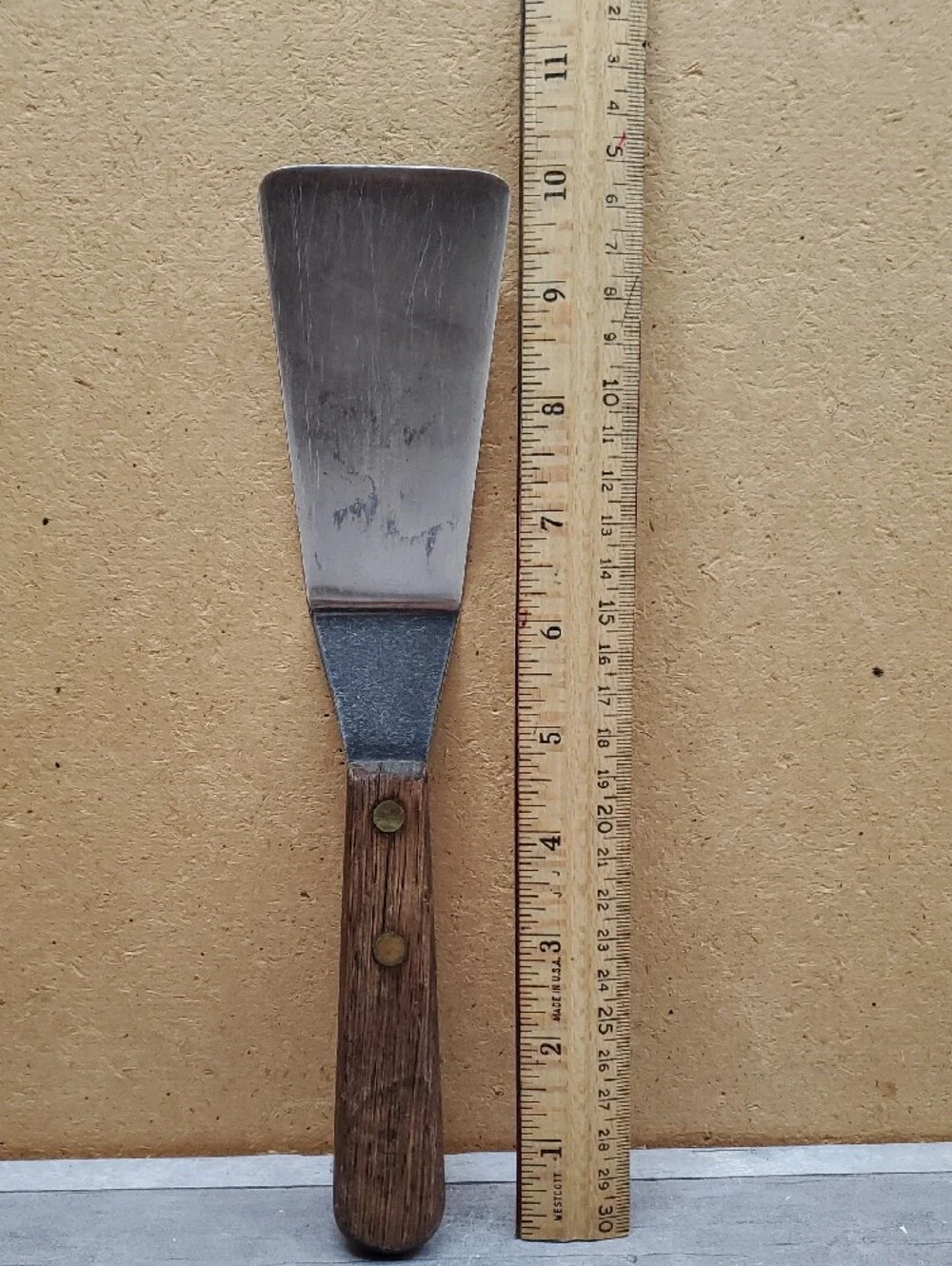 Wood Handle Metal Spatula